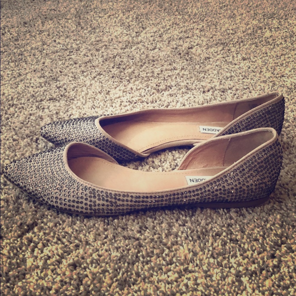 Steve Madden flats woman’s size 8